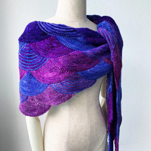 Fishy Fish Shawl Knitting Pattern - Infinite Twist