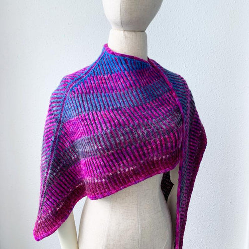 Floating Ribs Shawl Knitting Pattern - Infinite Twist