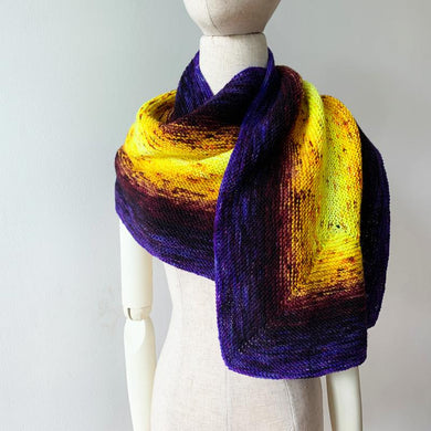 Mercerator Knitting Pattern for Gradient Yarn - Purple and Orange