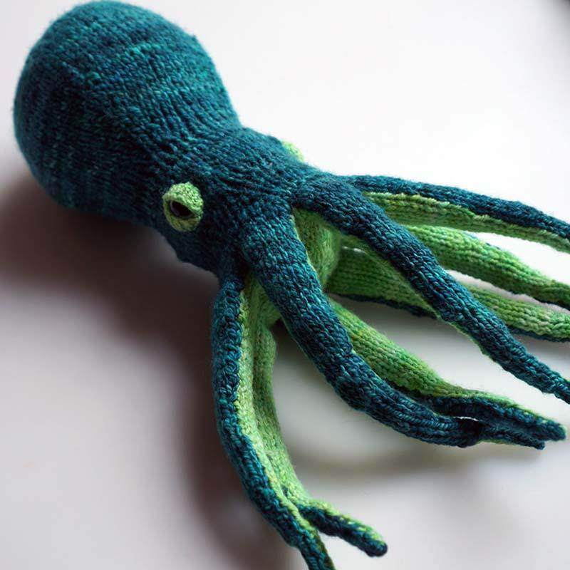 Opie the Mini-Octopus Knitting Pattern - Infinite Twist