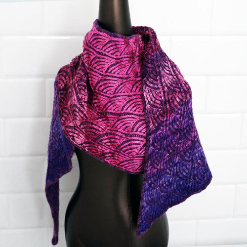 Sashiko Brioche Shawl Knitting Pattern - Infinite Twist