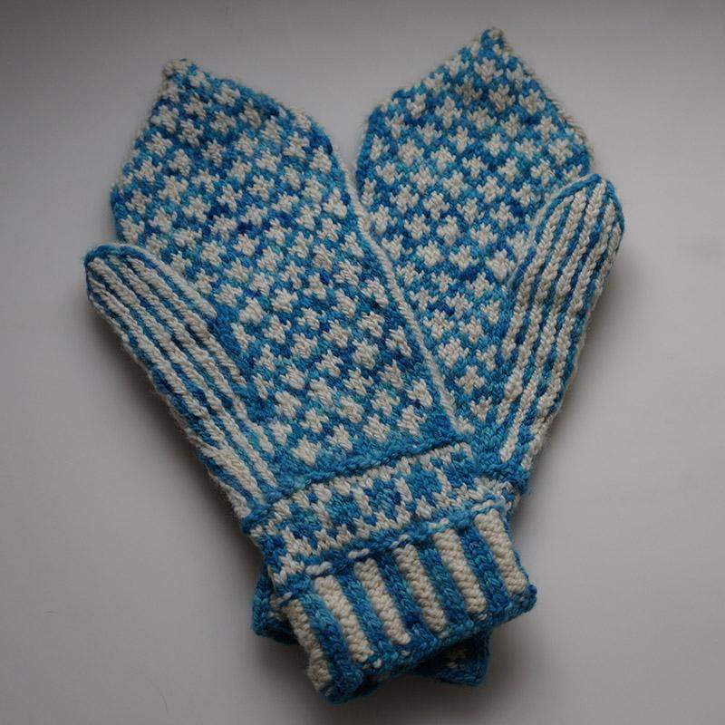 Snowflower Mittens Free Knitting Pattern - Infinite Twist